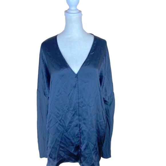 Vince. V-neck Silk Mixed Media Tunic Top Size Small - Picture 1 of 6